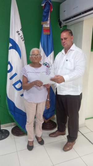 La Oficina Provincial de la DIDA en San Francisco de Macorís otorga Pensiones Solidarias