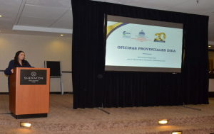 Titular de la DIDA, Carolina Serrata Méndez evalúa resultados del cumplimiento de la Carta Compromiso al Ciudadano y planifica actividades del año 2022 con los encargados de las Oficinas Provinciales y Departamentales