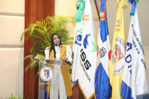 Titular de la DIDA, Carolina Serrata Méndez disertó en el panel: Retos y Desafíos del Seguro Familiar de Salud, en el marco de la Semana de la Seguridad Social 2022