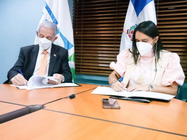 DIDA y TSS firman acuerdo de colaboración para realizar trabajos en conjunto en favor de los afiliados al Sistema Dominicano de Seguridad Social.