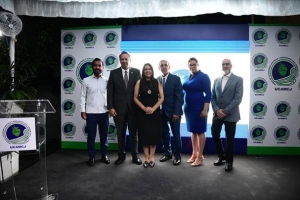 Carolina Serrata Méndez destaca importancia de nuevas unidades cardiovasculares en la Clínica Cruz Jiminián para la salud comunitaria