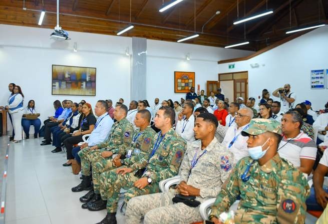 DIDA realiza charla–operativo sobre Régimen de Pensiones en el Aeropuerto de Puerto Plata